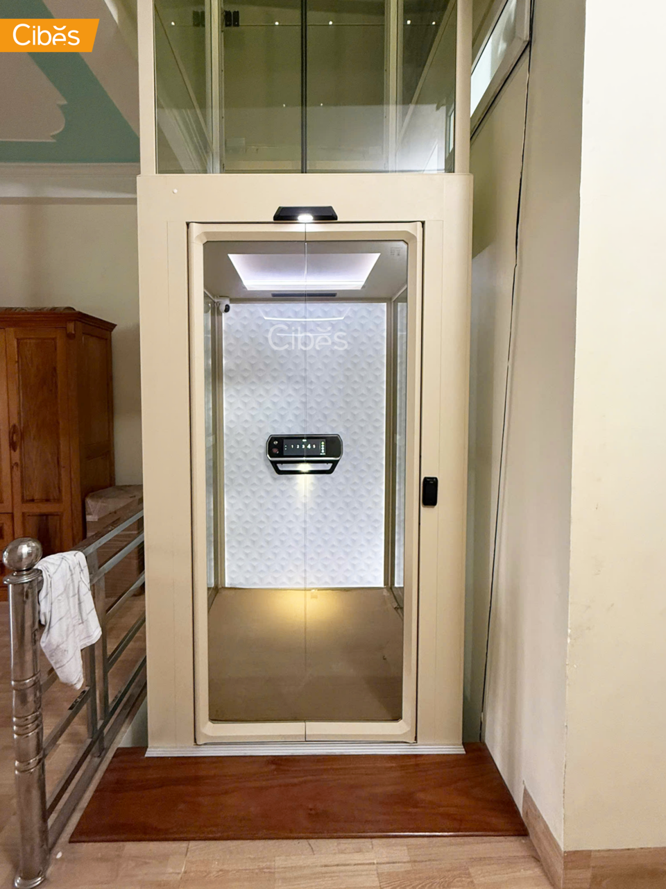 TP Hưng Yên - Thang máy V90 lắp đặt trong góc nhà